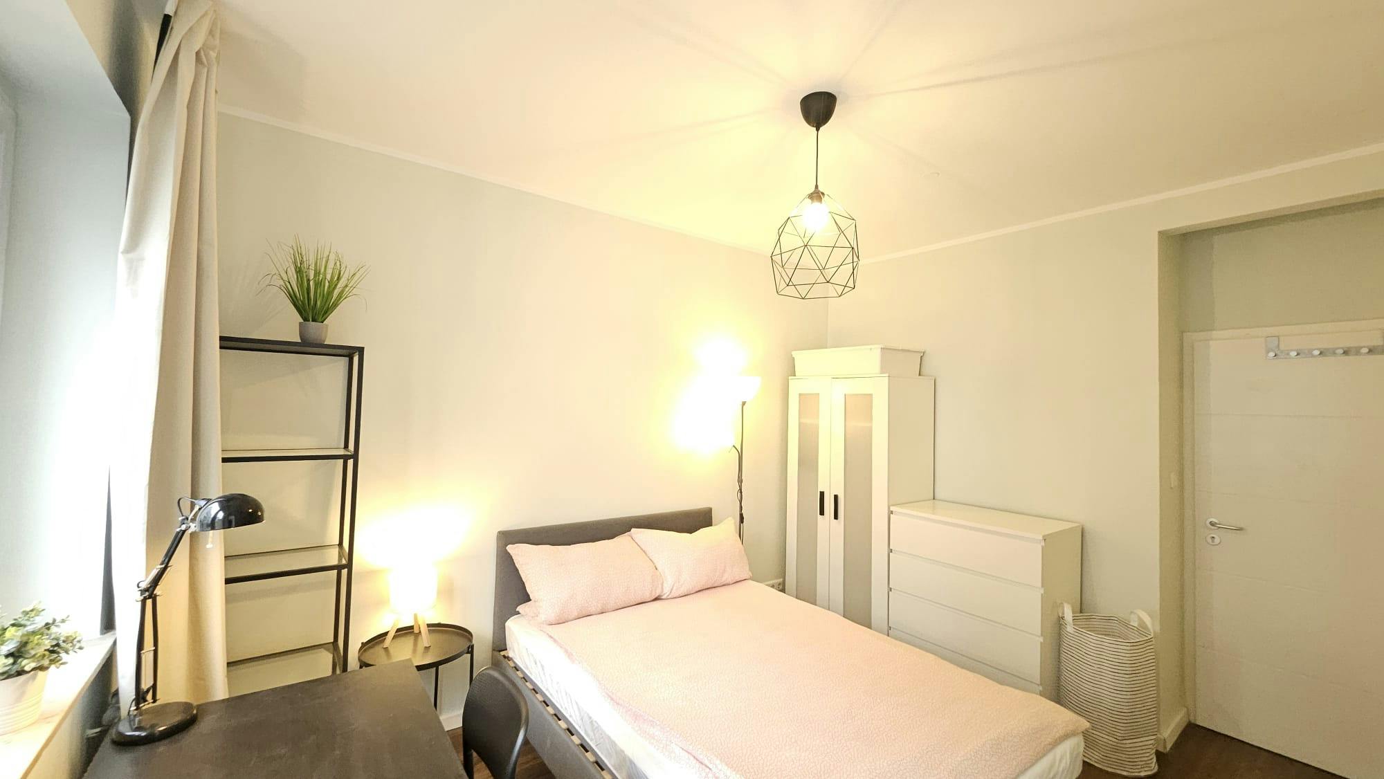 Single room Köln, 1 bed, 18m² — photo 26