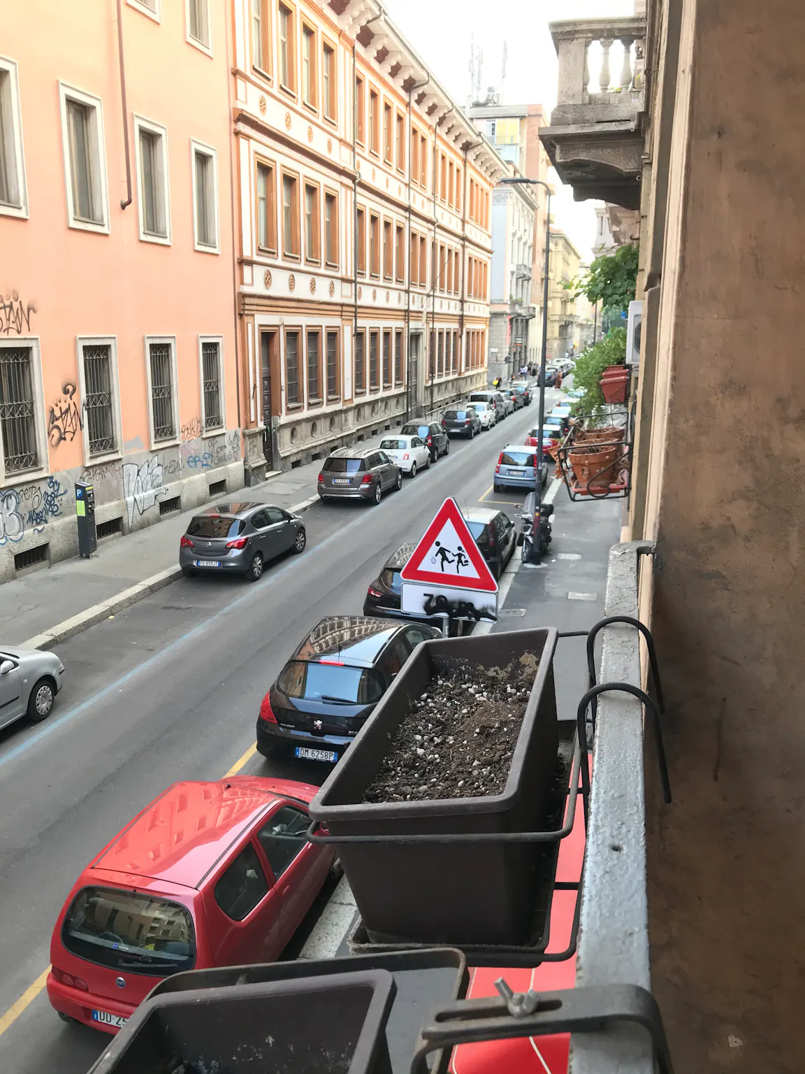 1-Bedroom Apartment in Via San Gregorio, Milan (980085) ROOM 2