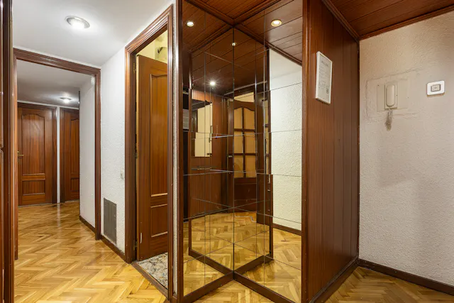 Private room in Rambla del Brasil, Barcelona (991749) room image 24