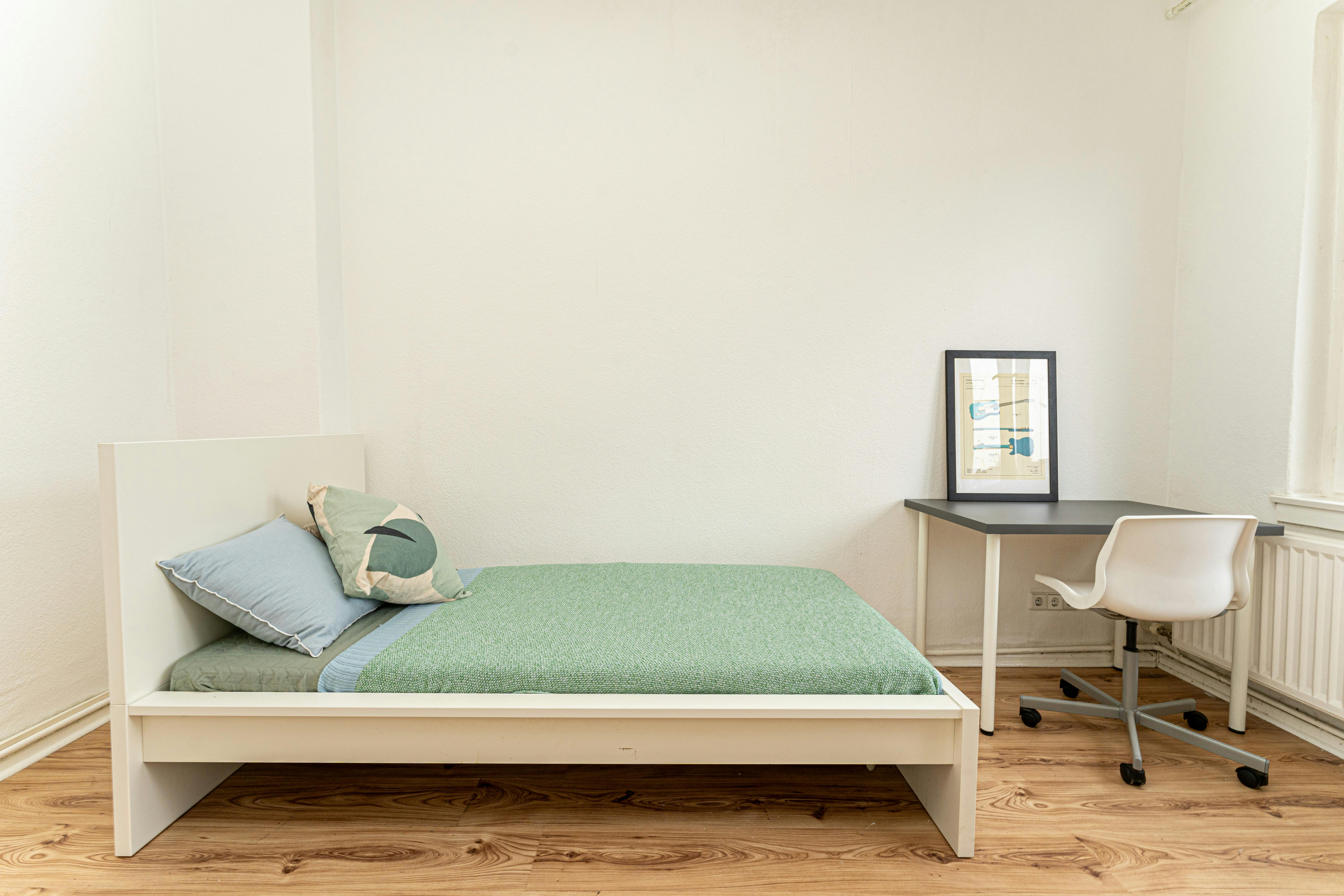 Private room for rent for €690 per month in Berlin, Treseburger Ufer