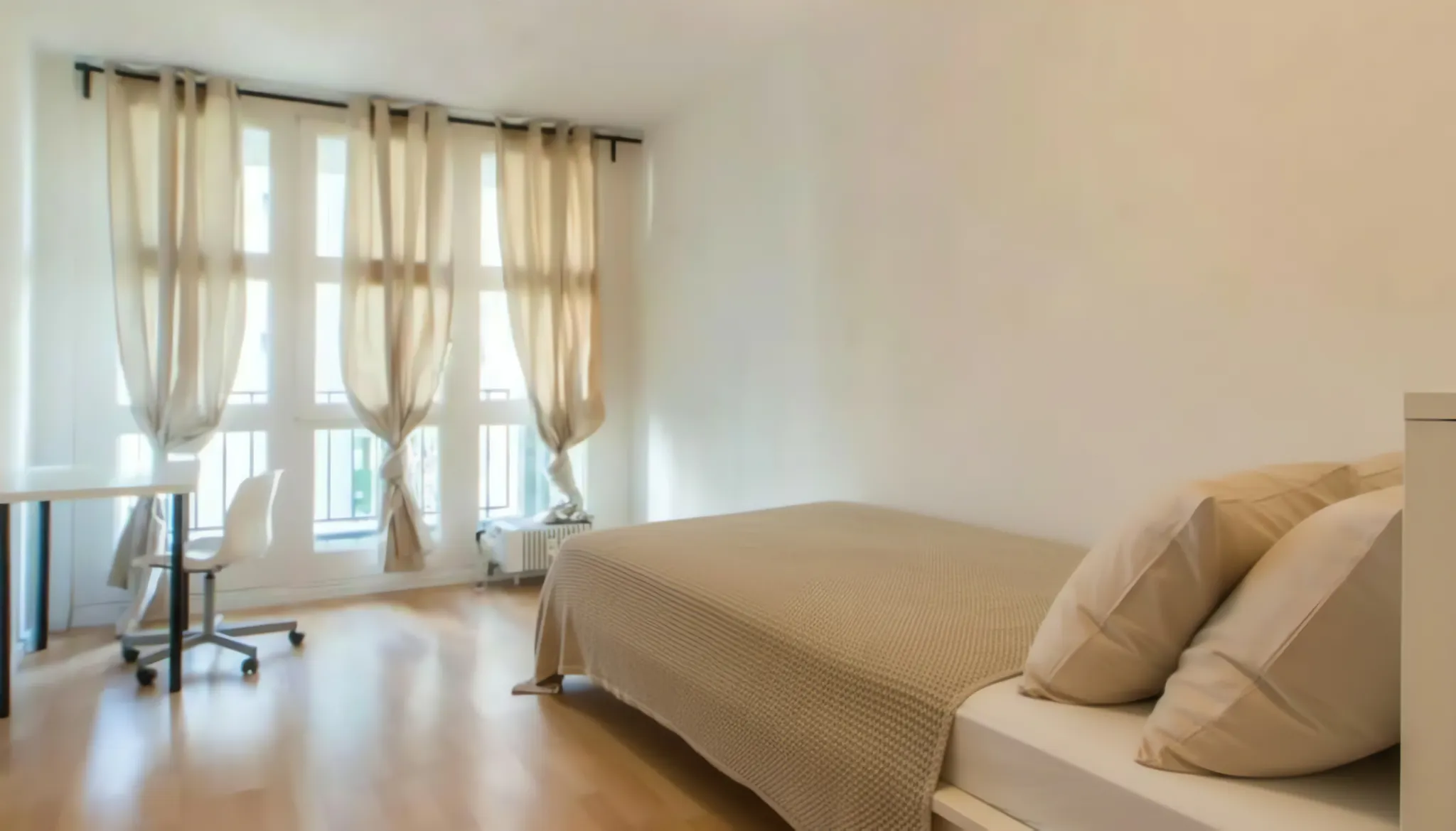 Charlottenstraße, Berlin preview